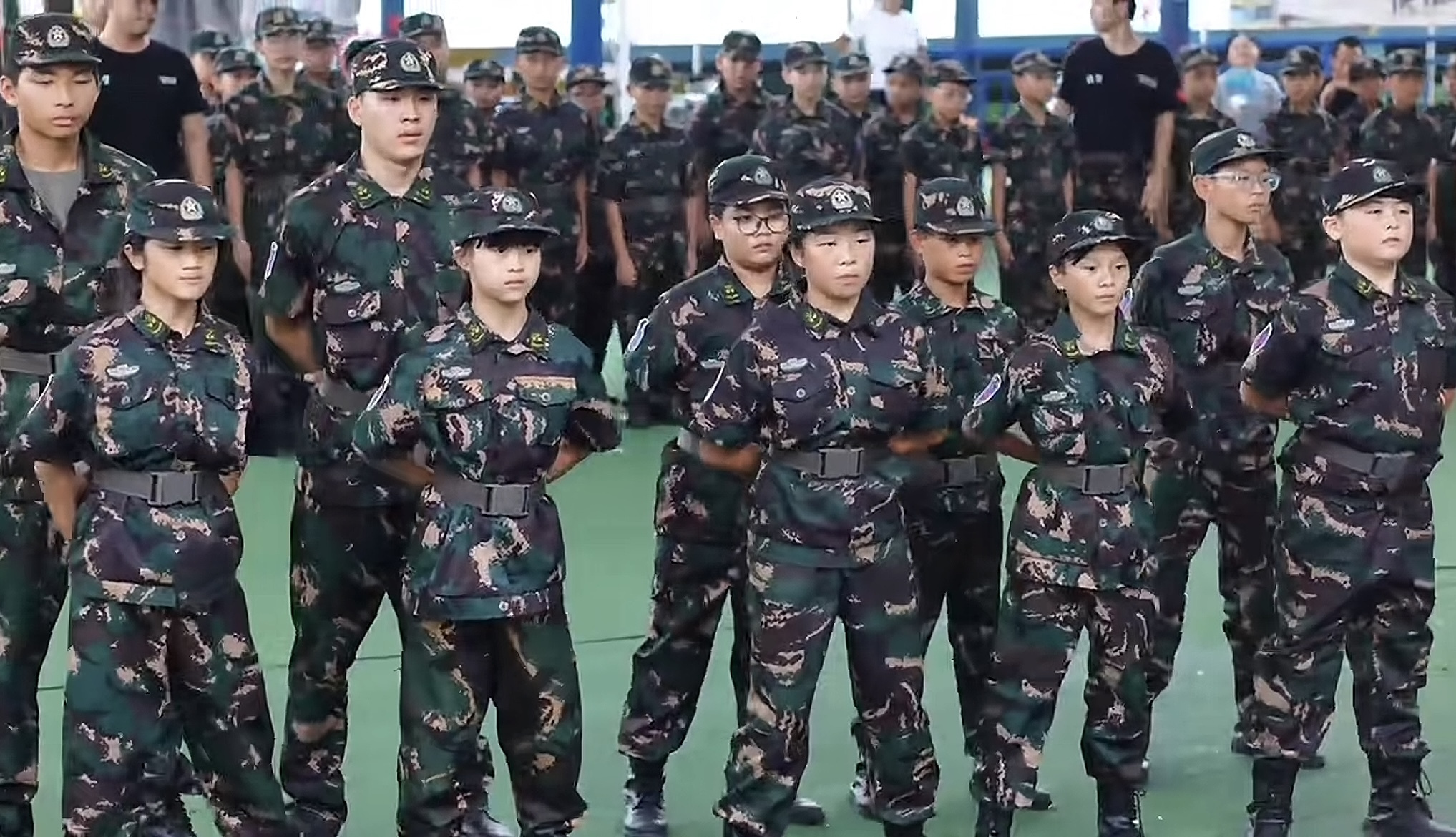 稍息.jpg